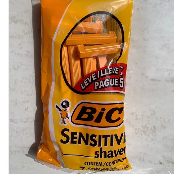 Barbeador Sensitive Shaver BIC L7P5