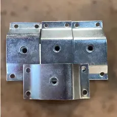 Kit com 4 Chapinha de metal fixar pés palito chanfrado inclinado