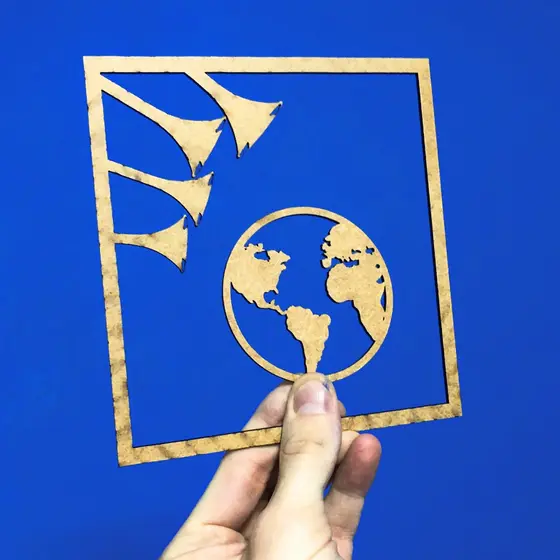 Moldura Trombeta e Mapa Mundi em MDF 3mm - 15X15cm