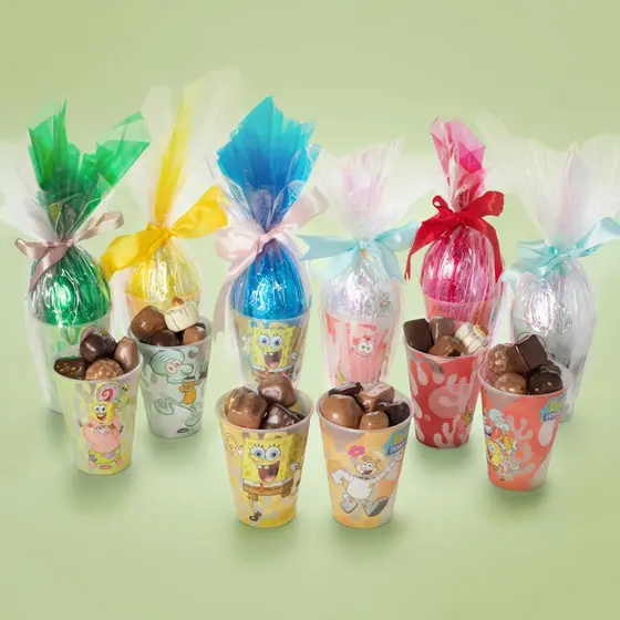 Kit 12 Copos Bob Esponja Patrick Lula Molusco Páscoa Festa Lembrancinha Aniversário Ovos Caseiros Brinde Plasútil