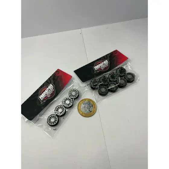 Jogo de Rodas 1:43 para Miniaturas com Pneus - NÃO SERVE EM MINIATURAS DA DIVERPLAS!