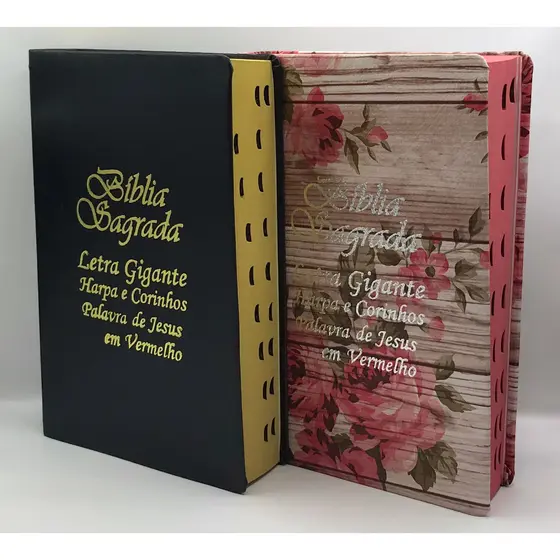 Kit com 2 Bíblias Sagrada com harpa Palavras de Jesus em Vermelho Tamanho Grande ideal para o Casal