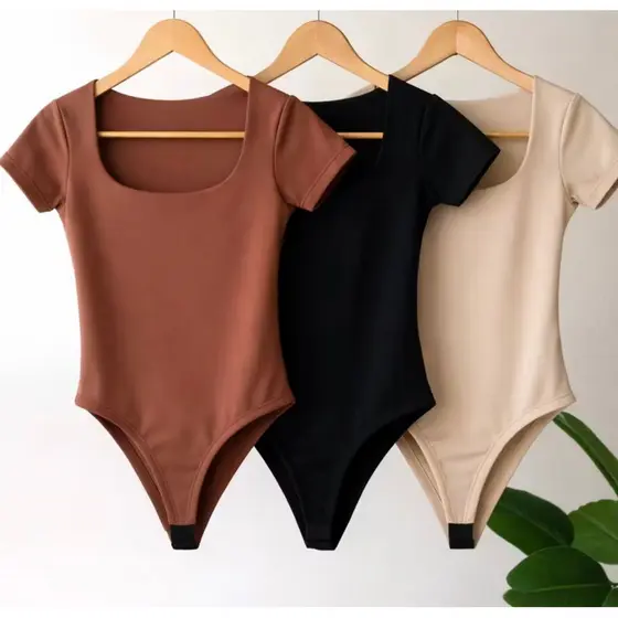Kit 3 Body Feminino Decote Quadrado Manga Curta Tecido Suplex Moda Verão Tendência