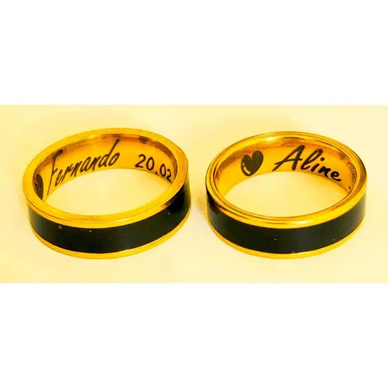 Par Alianças Noivado Casamento Com Gravação 6 mm Com Detalhe em Preto em Aço Inoxidável