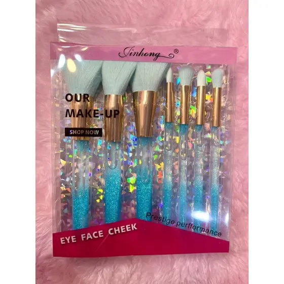 Kit com 7 pincéis com glitter flutuante