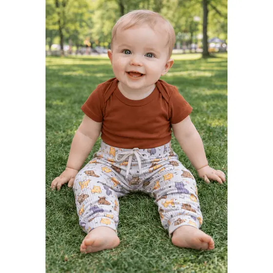 Calça Infantil Canelada Estampa Gatinhos Cinza