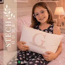 ALMOFADA ALMOFADINHA DECORATIVA COM INICIAL PERSONALIZADA E RAMOS - MENINO MENINA