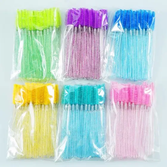 KIT 250 escovinhas com glitter Extensão de Cílios e sobrancelha
