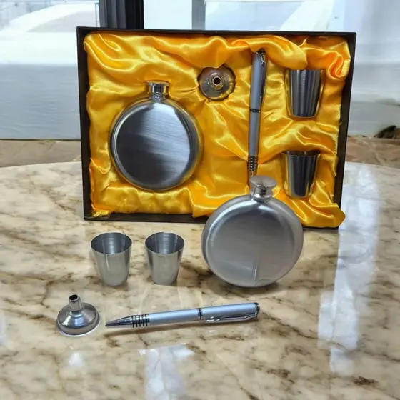 Cantil Inox Porta Bebidas Com 2 Copos Shot Funil Wisky E Caneta