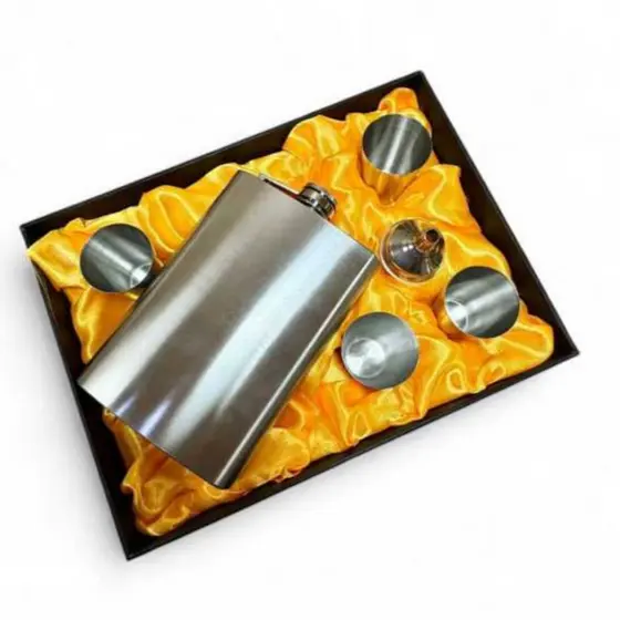 Cantil Para Drinks Whisky Inox 8 oz 237ml Com 4 Copos E Funil Inox de Bolso para Presente