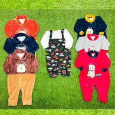 Macacão Longo em plush ou Jardineira em plush com body manga longa para bebê masculino, conforto do bebê para menino