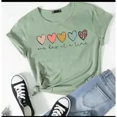 Camiseta Feminina Estampada Blusa Fofa Coração 100% Algodão Casual Top Estilosa