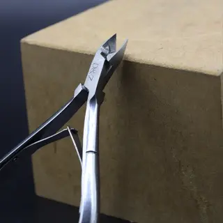 Alicate De Cutícula Aço Inox Profissional D&Z Para Manicure E Pedicure