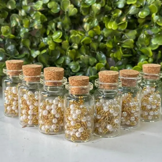 Kit 40 Terço Lembrancinha No Vidrinho Perola Branco Pescoço 1° Eucaristia Crisma Batizado