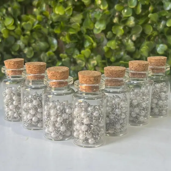 Kit 24 Terço Lembrancinha No Vidrinho Perola Branco Pescoço 1° Eucaristia Crisma Batizado