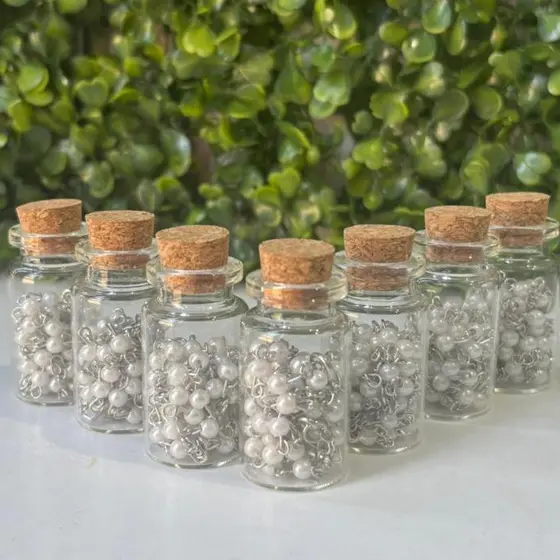 Kit 15 Terço Lembrancinha No Vidrinho Perola Branco Pescoço 1° Eucaristia Crisma Batizado