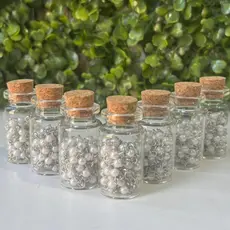 Kit 20 Terço Lembrancinha No Vidrinho Perola Branco Pescoço 1° Eucaristia Crisma Batizado