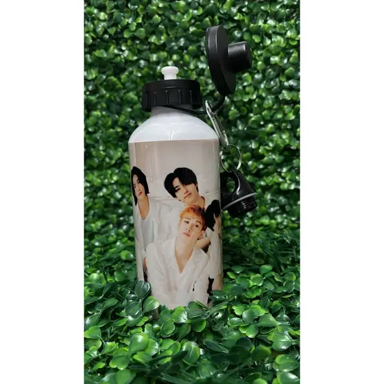 Garrafa Personalizada Stray Kids com Nome 600ml Alumínio Squeeze Kpop SKZ Stay Fã Presente Exclusivo