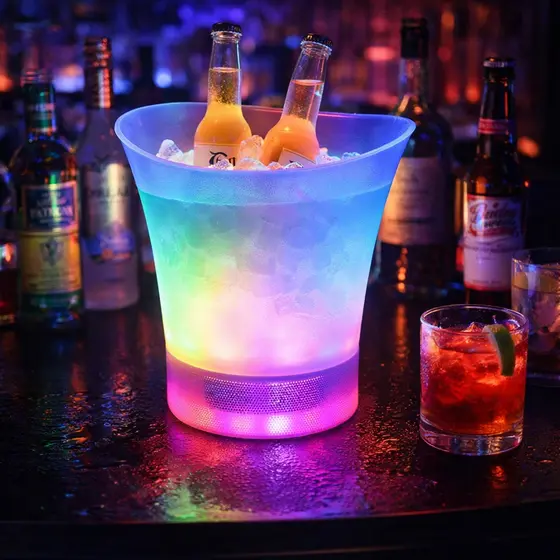 🔥 Balde De Bebidas Com LED E Bluetooth Caixa De Som Premium Gelo Churrasco Festa