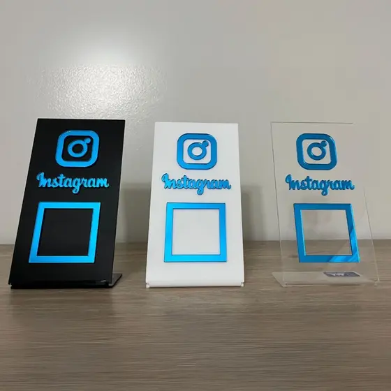 Placa Acrilico Qr Code Instagram Display Cores