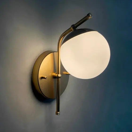 Arandela luminária de Parede interna Inclinada Com Globo Vidro 12cm decorativa casa sala quarto cabeceira cama