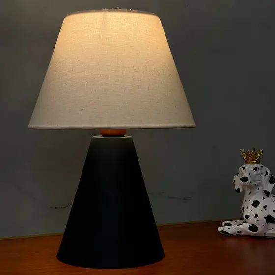 Abajur Luminária De Mesa Cone Preta Com Cúpula Algodão Decoração casa canto de Sala Quarto cabeceira de cama