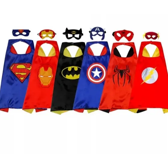Capas De Super Heróis Infantil e Com Máscara