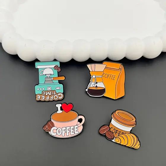 Acessório De Bolsa De Broche De Metal Com Emblema De Tema De Café De Desenho Animado