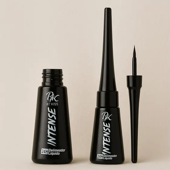Delineador Líquido Pincel  Preto Intense 24H RUBY KISSES Pigmentado