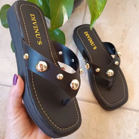 Sandália Papete Flatform Feminino Chinelo de Dedo  Confortável Leve Com Enfeite