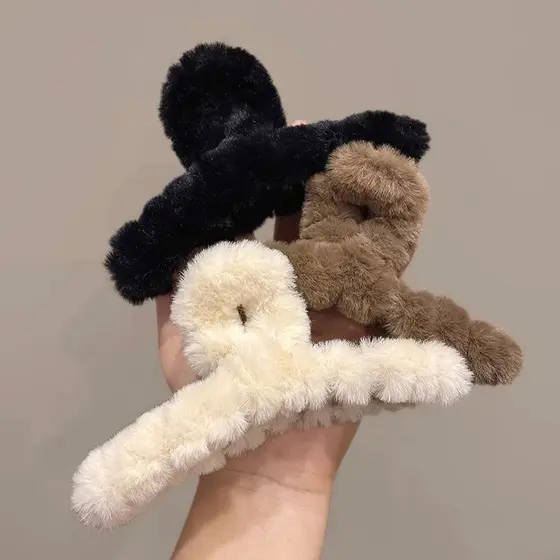 Piranha de Cabelo Pelúcia - Elegante Chique Prendedor Presilha Penteado Acessório