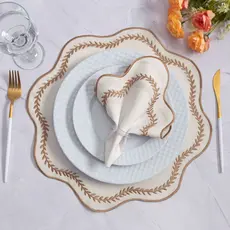 "Kit Americano 4 Peças: Sousplats e Guardanapos - Eleve a Elegância da Sua Mesa de 2 Lugares!
