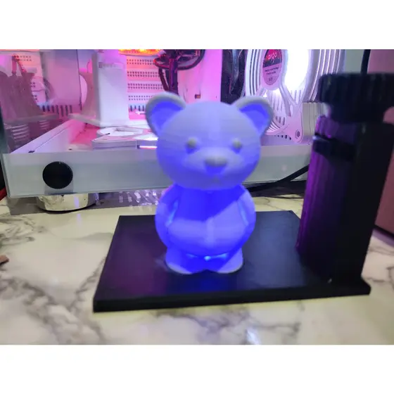Suporte de GPU Urso RGB – Design Criativo com Estilo, Proteção e Performance!