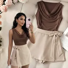 Conjunto Alfaiataria Short Saia com Cinto Ajuste Laço + Blusa Gola BOBA | P ao GG