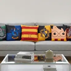 Almofada Decorativa Colecionável Geek Magia Casas Hogwarts HP 45x45cm Com Refil