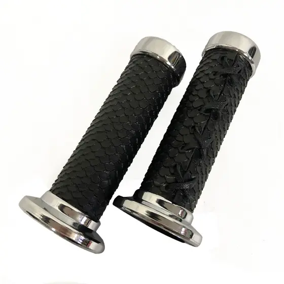 Manoplas Gilimoto Custom para Motos - Modelo sem Franjas e com Franjas: Estilo e Conforto