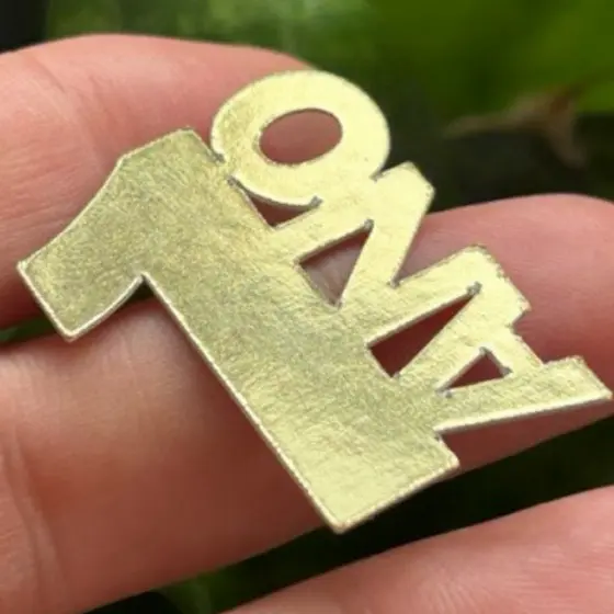 Kit 35 Números ou Letras Douradas em Papel Lamicote para Festa 1 Ano Dourado Lembrancinhas Topo de Bolo