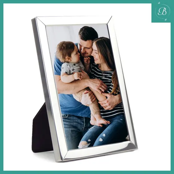 Porta Retrato 10x15 Prata Com Vidro Moldura Fina Em Metal Luxo - Foto 10x15