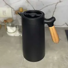 Garrafa Térmica Preta 1 Litro Com Cabo Madeira