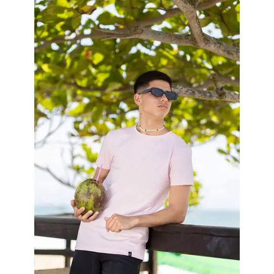 CAMISETA MASCULINA ROSA CLARO