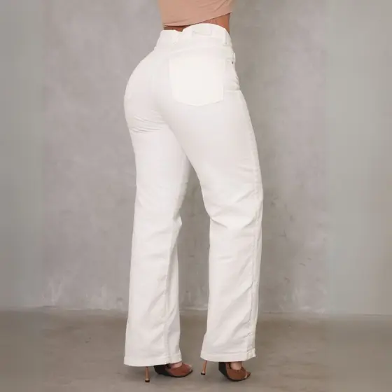 Calça Wide Leg Jeans Feminina Off-White Perna Larga Pantalona Cintura Alta Casual Algodão