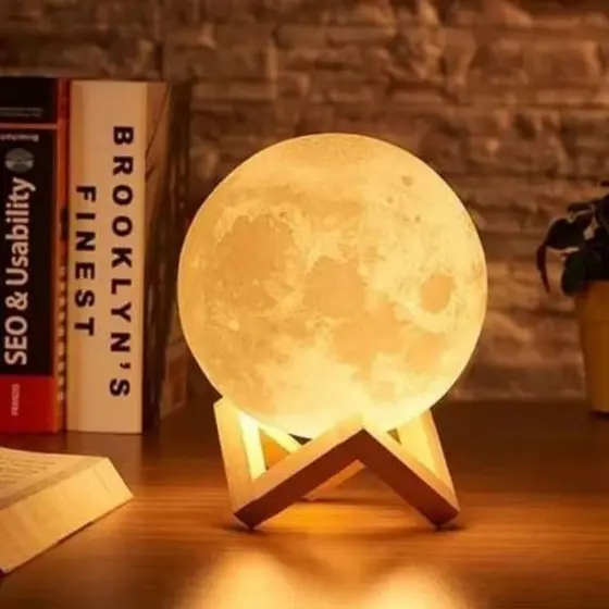 kit 2 unidida de Luminária Lua Cheia 3D LED Com Suporte Abajur para Decorar Casa Quarto Sala Mesa
