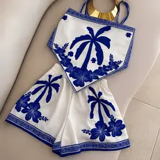 conjunto feminino lenço duas peça Cropped com short, look verão estampa tropical, conjuntos estampa localizada, cropped
