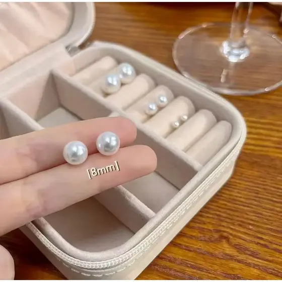 1 Par De Brinco Pérola Clássica 8mm – Elegante e Versátil
