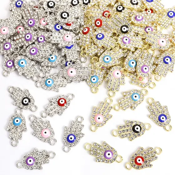 10pcs Novo Rhinestones lnlaid Hamsa Hand Evil Eye Design Esmalte Conectores De Estilo Turco Pingentes De Liga De