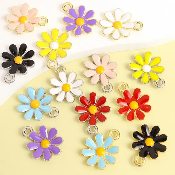 10pcs Estilo Coreano Esmalte Colorido Margarida Óleo De Gotejamento Encanta Popular Colar De Jóias
