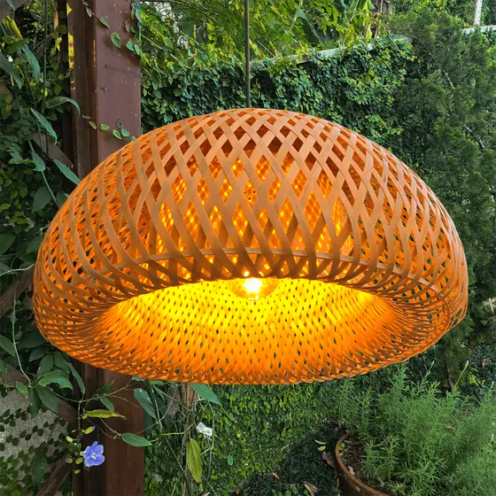 Lustre Mini Redondo Madeira Fibra Trançado Palha Malibu 35cm Rústico Bivolt Completo