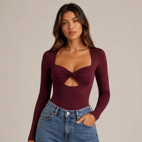 Body Feminino Manga Longa Decote Quadrado Cut Out Twist Malha Segunda Pele