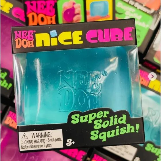 NeeDoh Nice Cube Super Solid Squish Pink Stress Toy Novo Na Caixa Brinquedo Mole