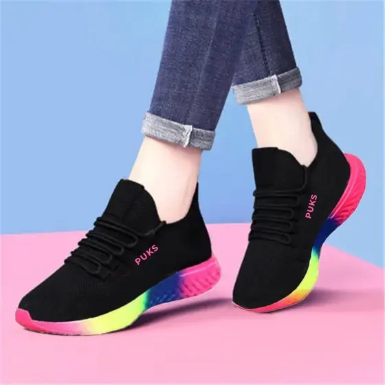 Tênis feminino leve e confortável para lazer e trabalho na promoção lançamento Casual
